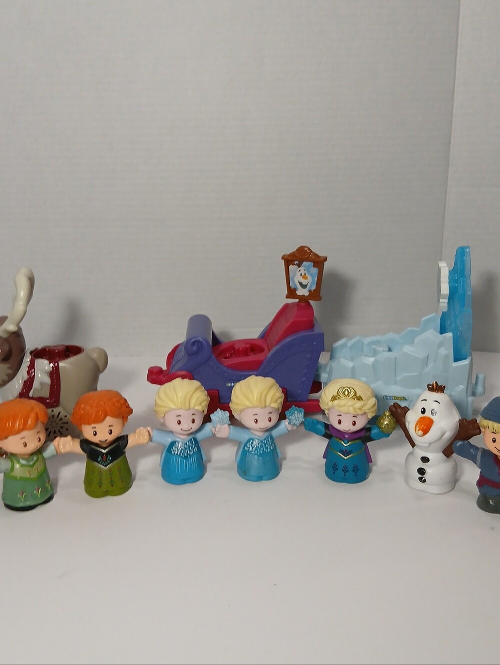 Fisher-Price Little People elsa frozen lot